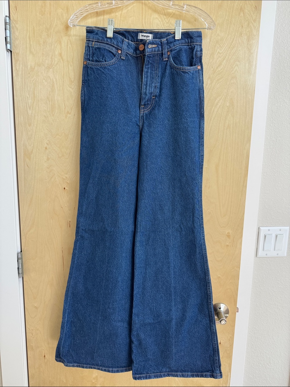 Wrangler Women's Deep Blue High-Rise Wide Leg Bell Bottom Jeans W26 L34